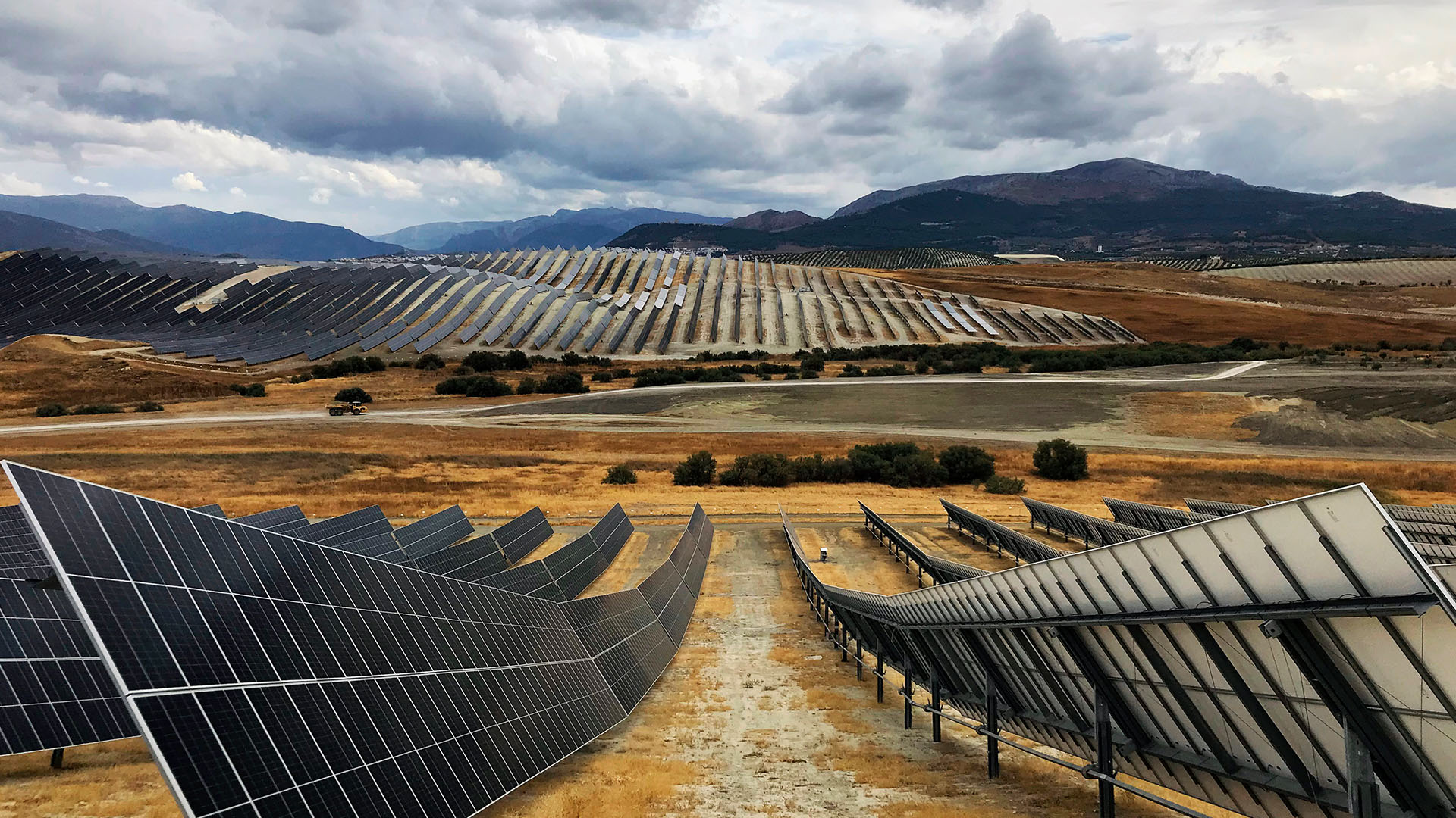 Los Olivares solar park (Jaen).