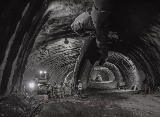 2PREMIO 19-Dentro-del-túnel.-Autopista-Américo-Vespucio-Oriente_