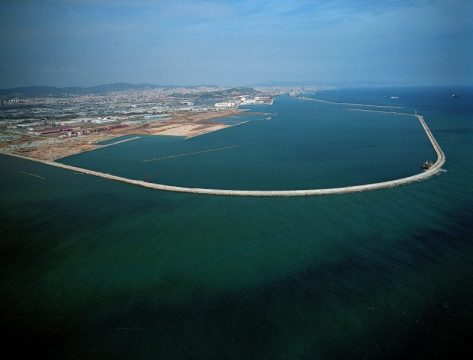 57. España. Dique Sur Tramo I, II y III Puerto Barcelona